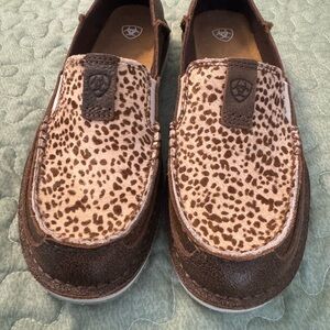 Ariat Cruiser shoes